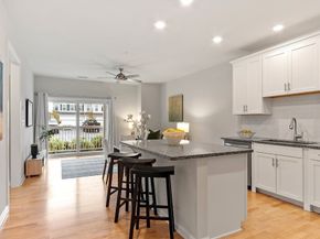 401 Emery Ln 104, Sudbury MA 01776