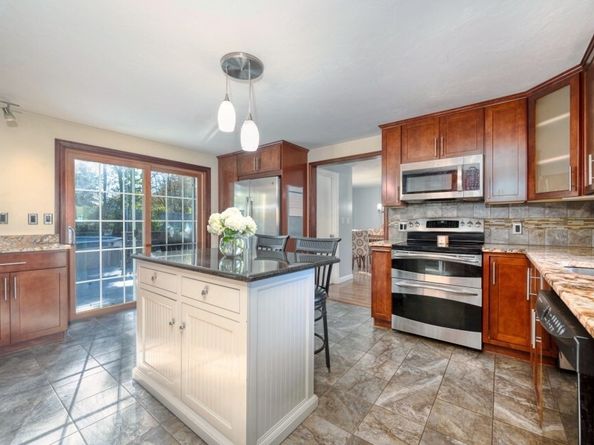 28 Yoke Rd 28, Bridgewater MA 02324