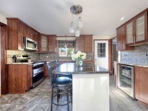 28 Yoke Rd 28, Bridgewater MA 02324