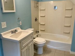 96-98 June St 3, Worcester MA 01602