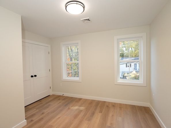 39 Legate Hill Road, Leominster MA 01453