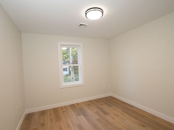 39 Legate Hill Road, Leominster MA 01453