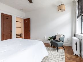 60 Queensberry St 8, Boston MA 02215