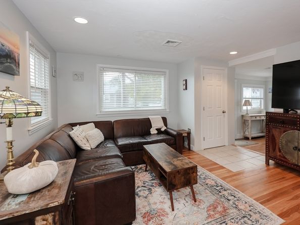 34 Brookline Ave, Hull MA 02045