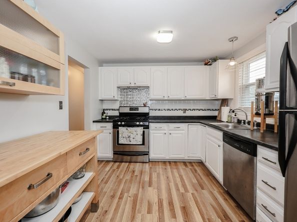 34 Brookline Ave, Hull MA 02045