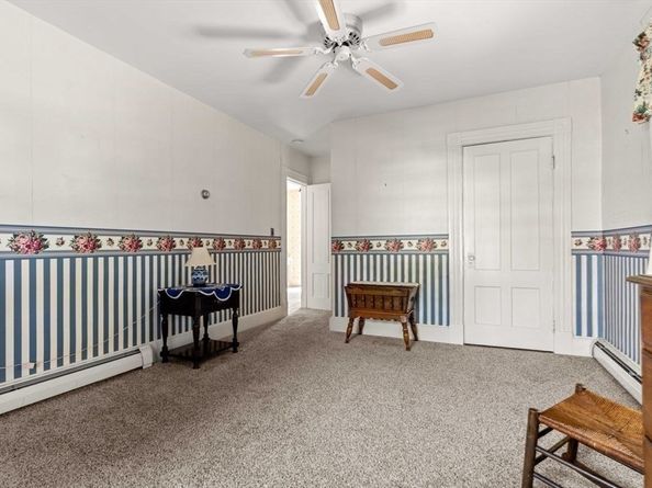 317 Middlesex St, North Andover MA 01845