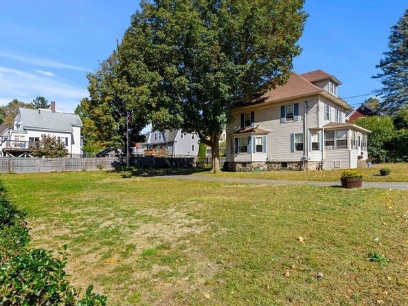 317 Middlesex St, North Andover MA 01845