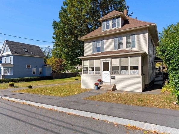 317 Middlesex St, North Andover MA 01845