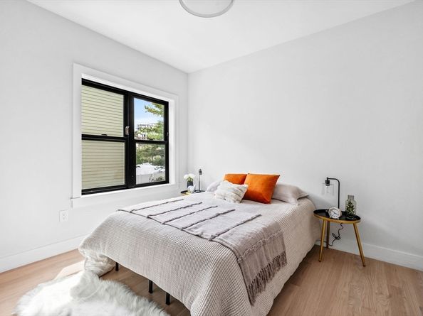 198 Bowen 1, Boston MA 02127