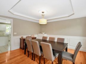 8 Autumn Gate Cir, Millbury MA 01527