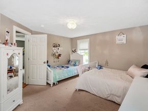 8 Autumn Gate Cir, Millbury MA 01527