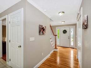 8 Autumn Gate Cir, Millbury MA 01527