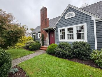 5 Riverbank Rd