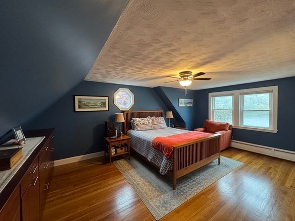 5 Riverbank Rd, Salem MA 01970