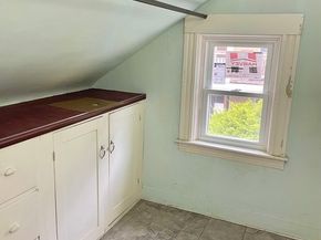 137 Boylston St, Brockton MA 02301