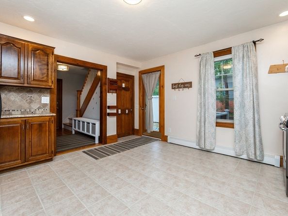 21 Spear Ave, Walpole MA 02081