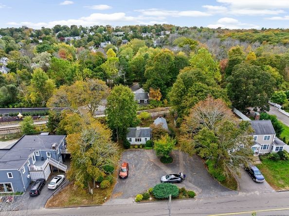 89 Ripley Rd, Cohasset MA 02025