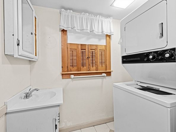 89 Ripley Rd, Cohasset MA 02025