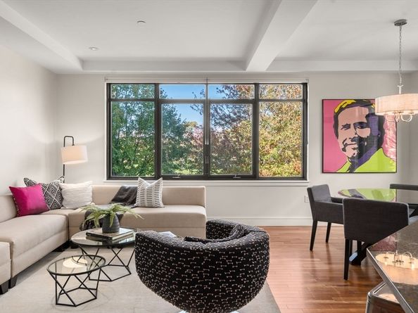 2400 Beacon St 112, Boston MA 02467