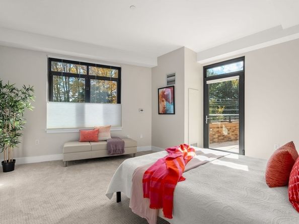 2400 Beacon St 112, Boston MA 02467
