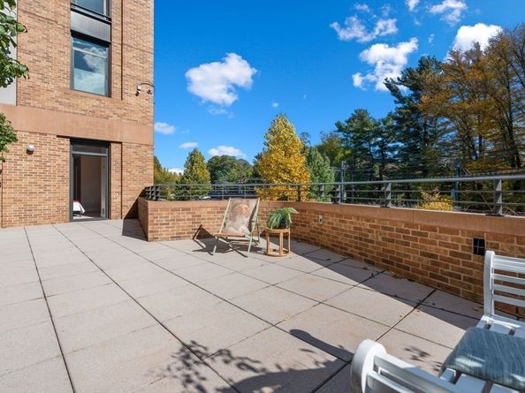 2400 Beacon St 112, Boston MA 02467