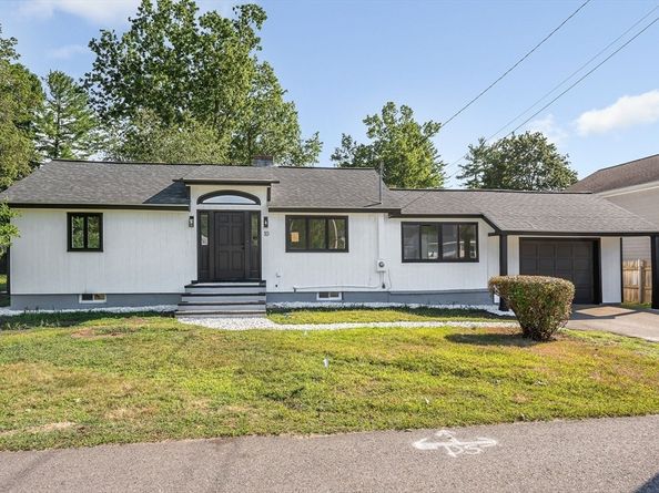 10 Gassett Rd, Westford MA 01886