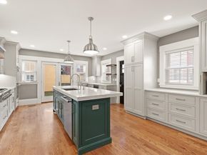 70 School St, Waltham MA 02452