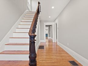 70 School St, Waltham MA 02452
