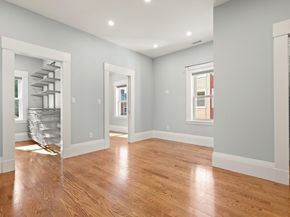 70 School St, Waltham MA 02452