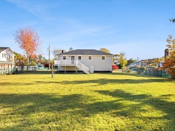 70 Carlisle St, Brockton MA 02302