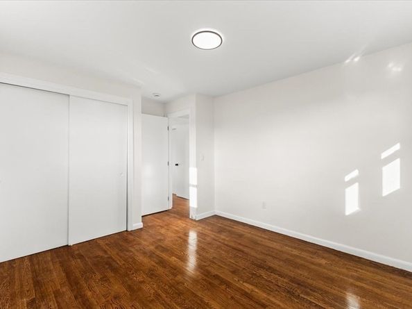 70 Carlisle St, Brockton MA 02302