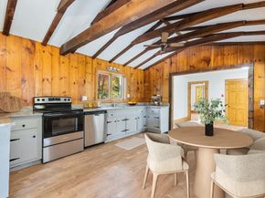 477 Cherry St, Bridgewater MA 02324