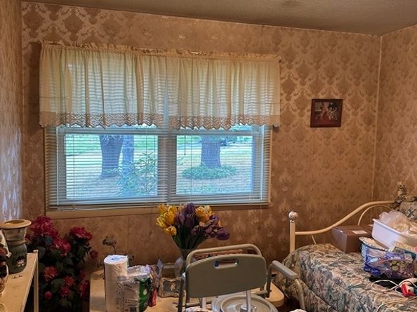 35 Laurel Hill Ln, Holden MA 01520