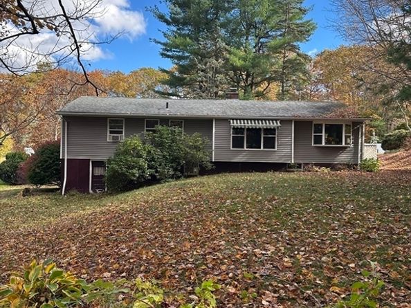 35 Laurel Hill Ln, Holden MA 01520