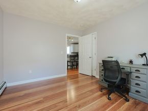 19 Arnold Ave, Peabody MA 01960