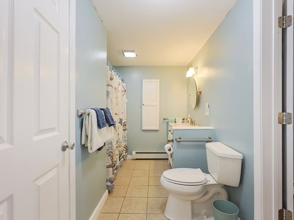 19 Arnold Ave, Peabody MA 01960