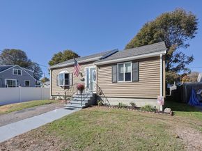 19 Arnold Ave, Peabody MA 01960