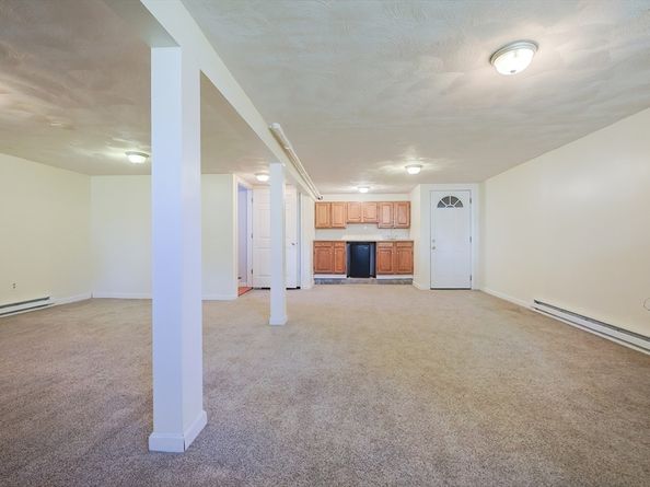 19 Arnold Ave, Peabody MA 01960