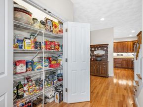 141 Cortland Dr, North Andover MA 01845