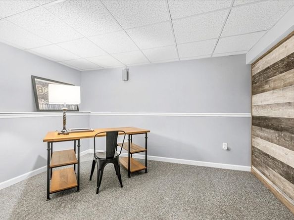 20 Edward Dr, Pembroke MA 02359