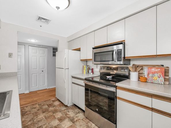 148 Main St F444, North Andover MA 01845