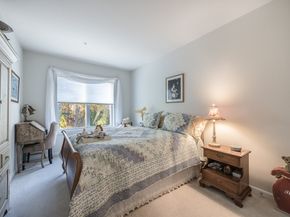 4 Francis Dr 207, Andover MA 01810