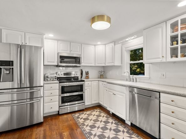 461 Centre St, Milton MA 02186