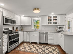 461 Centre St, Milton MA 02186