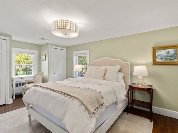 461 Centre St, Milton MA 02186