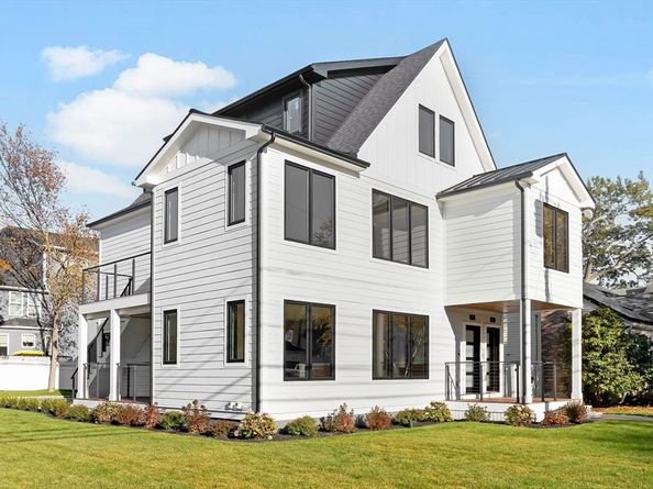 265-267 River St 265, Newton MA 02465