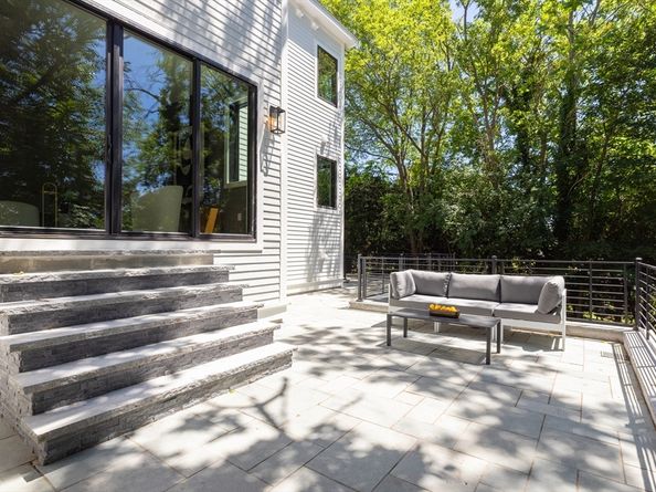 1230 Commonwealth Ave, Newton MA 02465