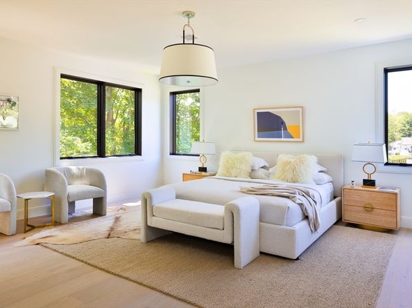 1230 Commonwealth Ave, Newton MA 02465