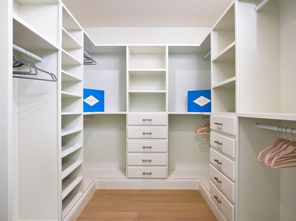 1230 Commonwealth Ave, Newton MA 02465