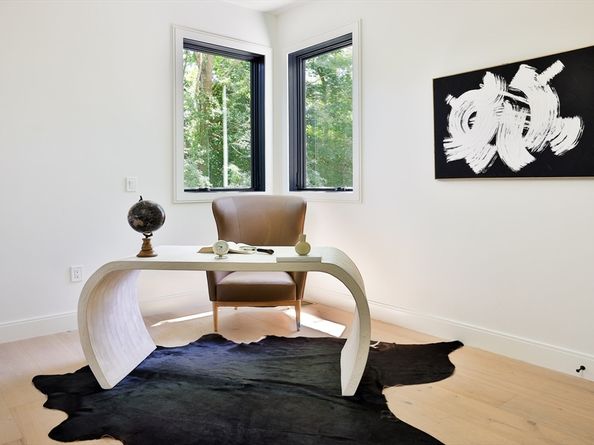 1230 Commonwealth Ave, Newton MA 02465